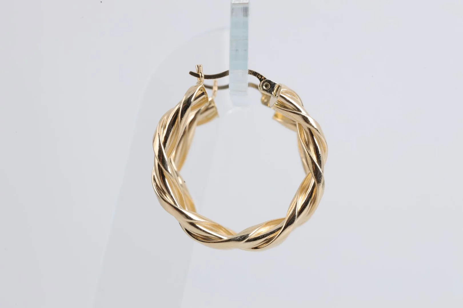 14k Yellow Gold Twisted Hoop Earrings (3.50g.)