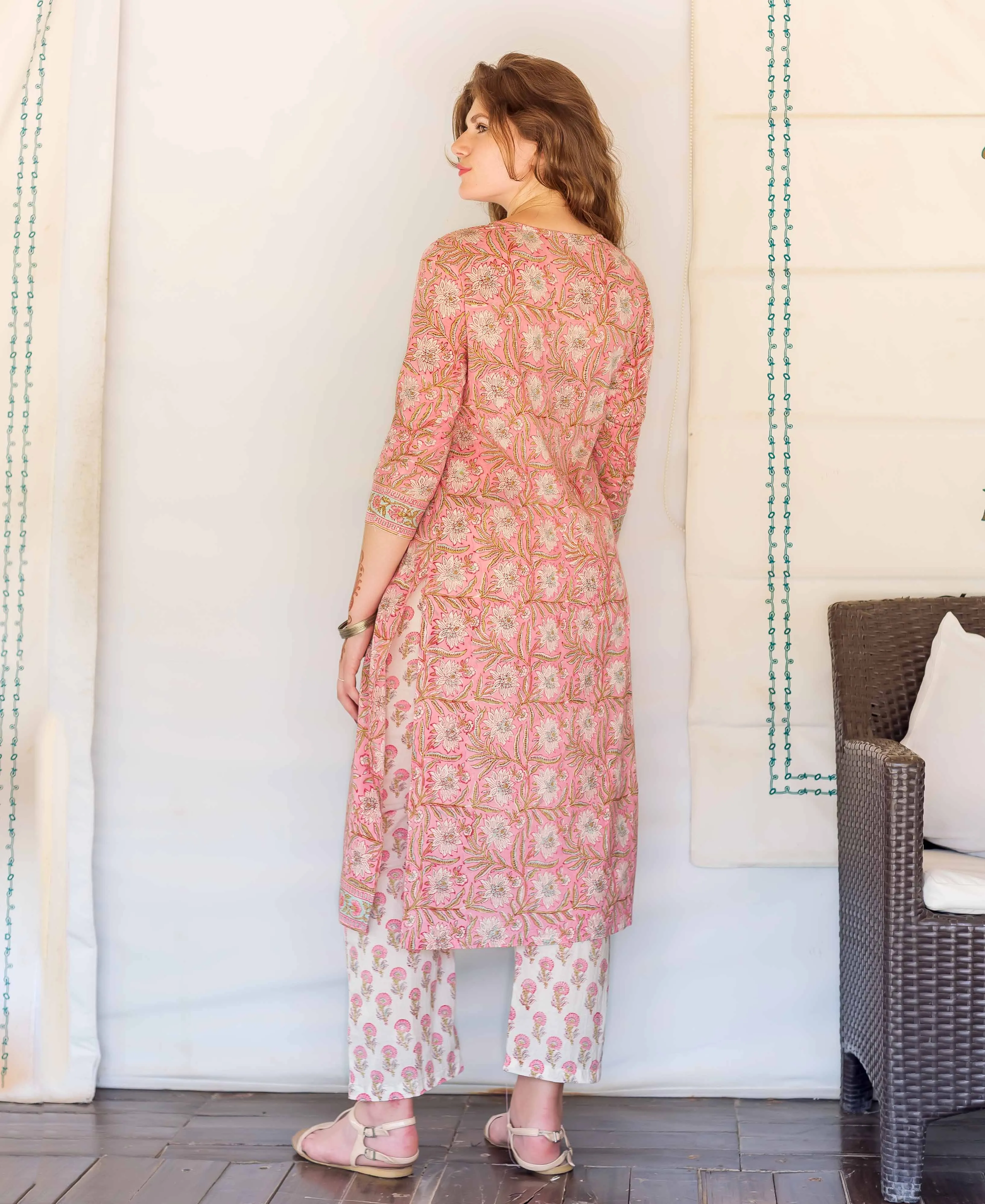 Alyssa Straight Cut Printed Pink Kurta