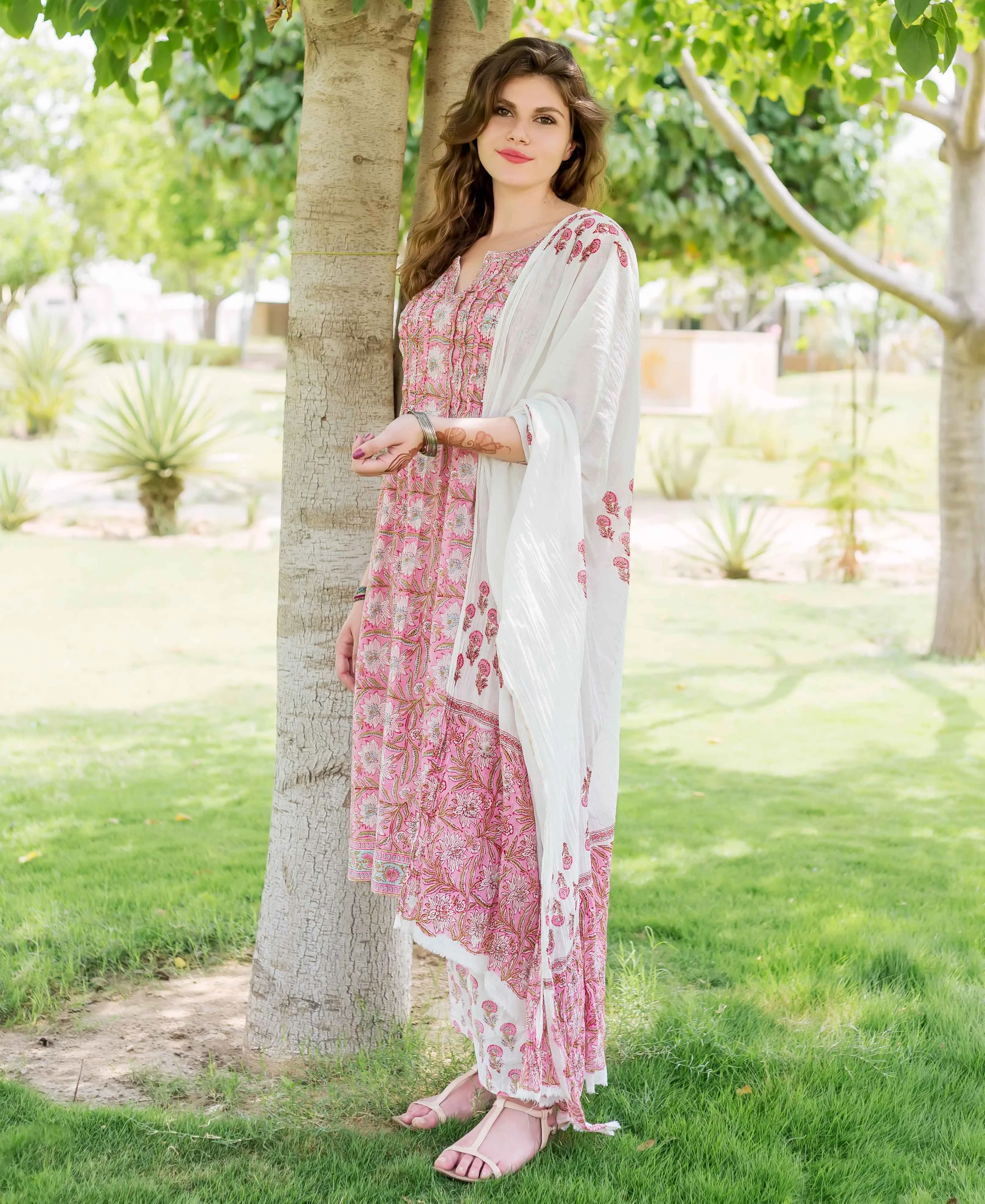 Alyssa Straight Cut Printed Pink Kurta