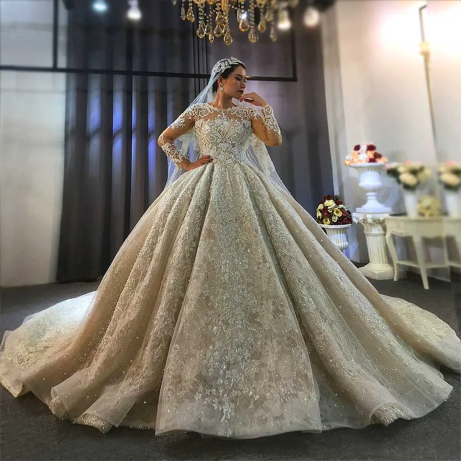 AM587 Haute Couture Pearl Beaded Crystal Beaded Luxury Backless Long Sleeve Ball Gown Wedding Dress