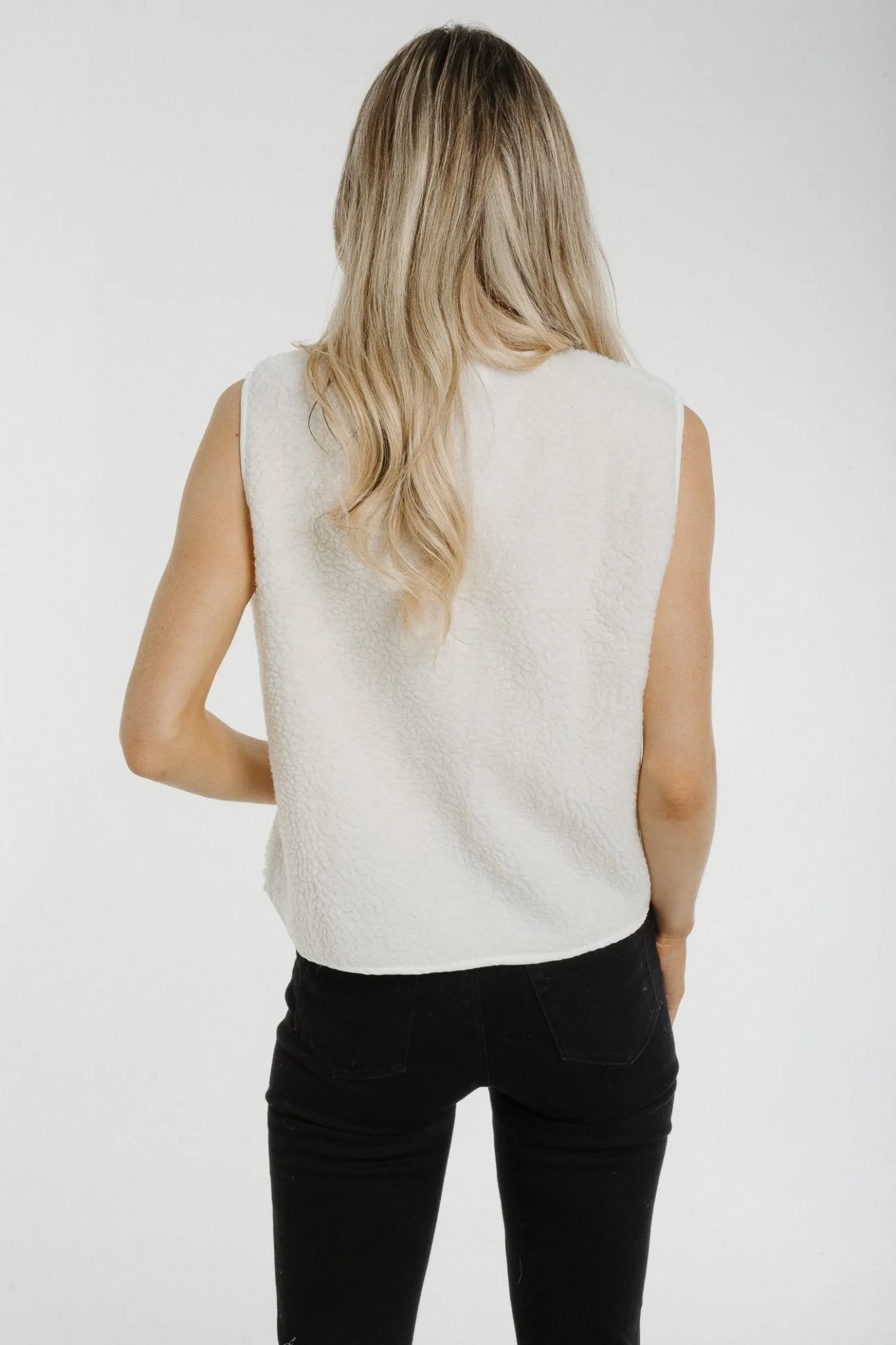 Aveen Faux Shearling Waistcoat In Cream