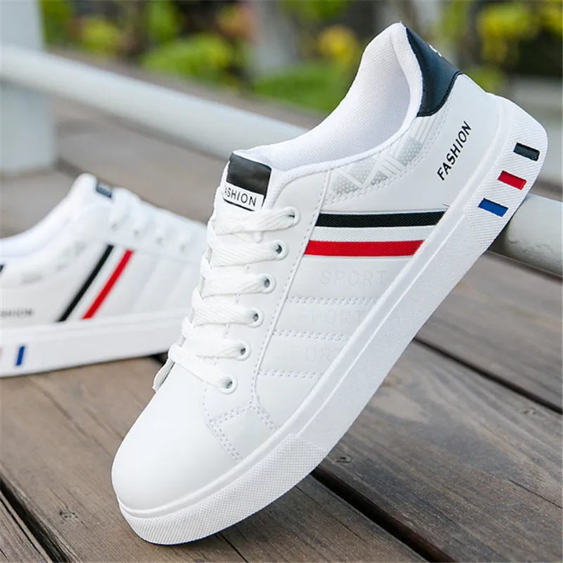 INSTOCK- men's trendy new white Korean style trendy sneakers