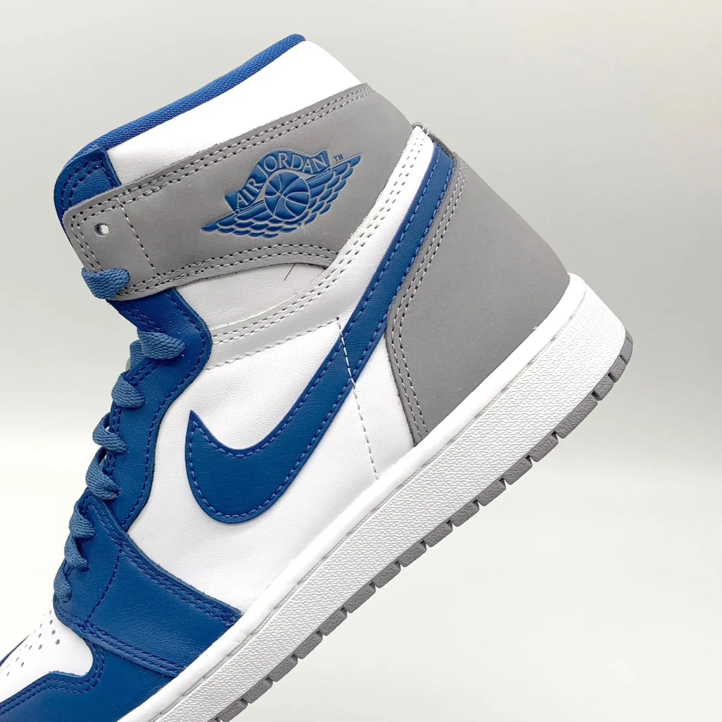 Jordan 1 Retro High OG True Blue