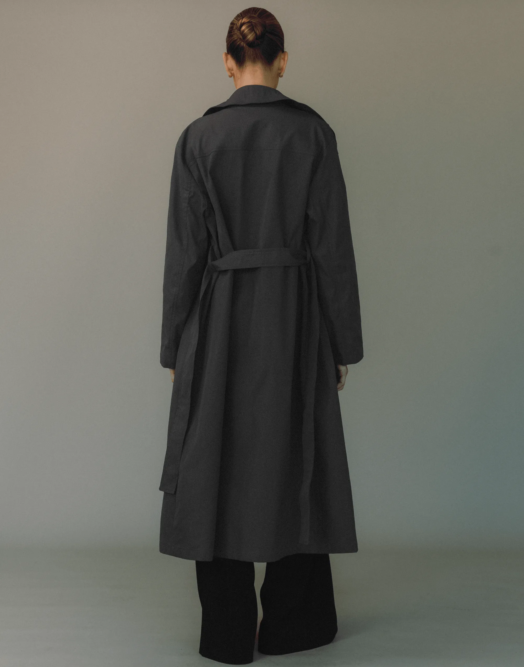 Portrait Trench Coat (Charcoal)