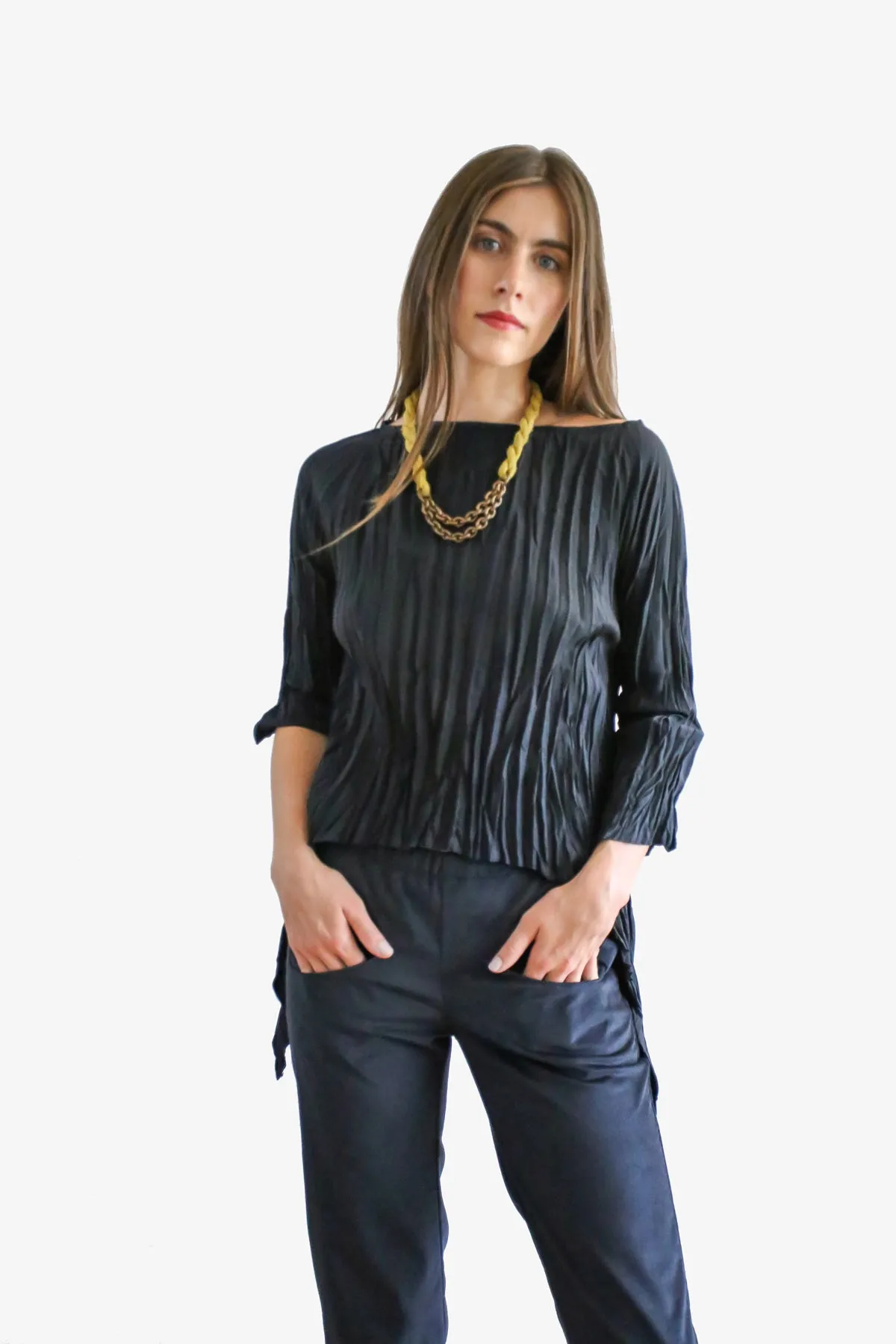 Twisted Square Top | Black